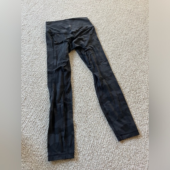 Lululemon align camo pants, high rise, size 6 - Picture 3 of 6
